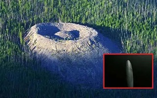 Miệng núi lửa Patomskiy: Kỳ quan thiên nhiên hay tàn tích của UFO cổ đại?