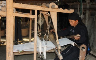 Bắc Hà (Lào Cai): Phụ nữ người La Chí gặp nhiều khó khăn vì "rào cản" ngôn ngữ

