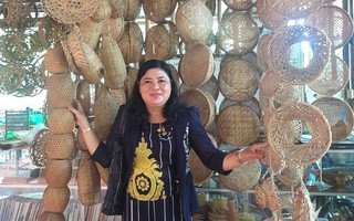 Người phụ nữ Khmer lắm duyên nợ với cây tre