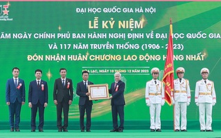 Đại học Quốc gia Hà Nội đón nhận Huân chương Lao động hạng Nhất