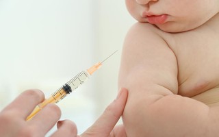 Ưu tiên vaccine được phân bổ để tiêm chủng cho trẻ chưa được tiêm mũi 1 vaccine 5 trong 1