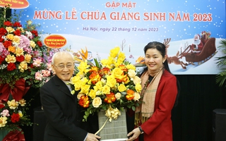 Hội LHPN Việt Nam thăm, chúc mừng Ủy ban Đoàn kết Công giáo Việt Nam nhân dịp Giáng sinh 2023