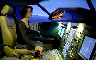 Trải nghiệm: Làm phi công lái máy bay Airbus như thật