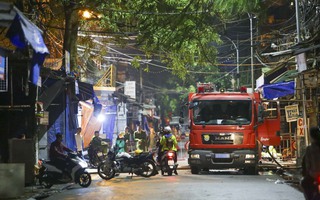 Hải Phòng: Xuyên đêm bảo vệ hiện trường, chống “lửa tái phát” tại chợ Tam Bạc