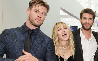 Miley Cyrus được chị dâu của chồng cũ khen ngợi bài "hit" mới