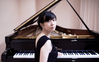 Nữ nghệ sĩ piano Nhật Bản nổi tiếng thế giới với bữa ăn chưa đầy 1 nghìn đồng