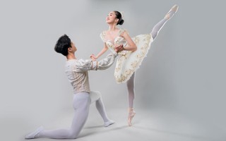 46 diễn viên nhí diễn vở ballet kinh điển "Paquita" tại Nhà hát Lớn Hà Nội