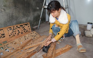 Hành trình rực rỡ của cô gái một chân làm nghề điêu khắc gỗ