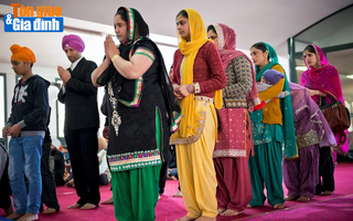 Ấn Độ: Người Sikh hân hoan đón mừng lễ hội Baisakhi