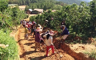 Nơi người dân hiến đất làm đường, hướng đến đạt chuẩn nông thôn mới nâng cao