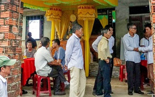 Sập giàn giáo ở Đà Nẵng: Vợ chết, chồng bị thương nặng, 1 thôn 2 đám tang