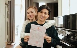 Hồ Quang Hiếu đã đăng ký kết hôn với bạn gái kém 17 tuổi