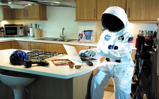 Những phát minh và sản phẩm phụ của NASA mà bạn có thể tìm thấy trong nhà của mình
