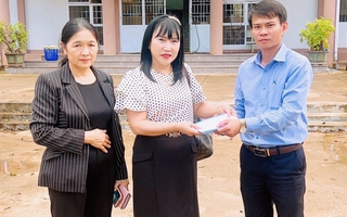 Vụ nổ súng ở công an xã tại Đắk Lắk: Hội Nữ doanh nhân tỉnh thăm hỏi gia đình liệt sĩ, người dân tử nạn