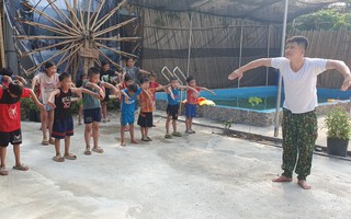 “Tiết học biên cương” ở Na Mèo (Thanh Hóa) giúp trẻ em vùng cao phòng chống đuối nước 