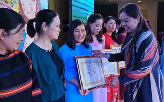 Hội LHPN Gia Lai tôn vinh “Mẹ đỡ đầu” nhân Ngày Gia đình Việt Nam