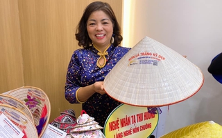 “Nữ đại sứ” đưa nón lụa Việt ra thế giới 