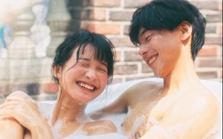 5 lợi ích sức khỏe nhờ tắm nước lạnh buổi sáng được chuyên gia bật mí