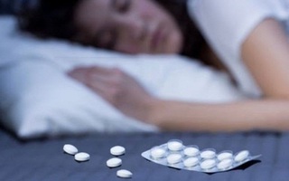 Điều gì sẽ xảy ra với cơ thể nếu uống cùng lúc 100 viên thuốc ngủ?