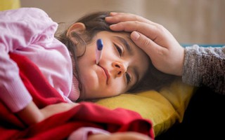 12 mẹo và lưu ý khi điều trị cảm lạnh cho trẻ em tại nhà
