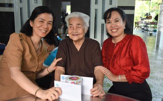 Trung ương Hội LHPN Việt Nam thăm, tặng quà Mẹ Việt Nam Anh hùng tại Cần Thơ