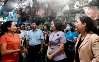Hà Nội: Hội viên, phụ nữ chia sẻ kinh nghiệm ứng xử "Chợ văn minh - an toàn - hiệu quả"