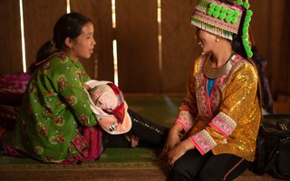 "Nhiều chương trình của Hội LHPN Việt Nam đang hỗ trợ phụ nữ dân tộc thiểu số nuôi con bằng sữa mẹ"