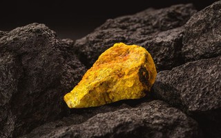 Le Monde: Pháp phụ thuộc như thế nào vào Uranium của Niger?