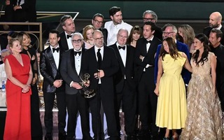 "The Bear" và "Succession" thắng lớn tại Lễ trao giải Emmy 2024