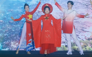 Bé gái lớp 4 ở Hà Nội giành Quán quân Mẫu ảnh nhí Việt Nam 2023