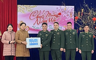 Chủ tịch Hội LHPN Việt Nam thăm, chúc Tết các đơn vị, tặng quà hội viên, phụ nữ ở Lào Cai