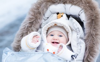 5 lưu ý giữ ấm cho trẻ đúng cách vào mùa đông