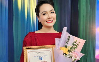 Lương Nguyệt Anh đón "song hỉ lâm môn"