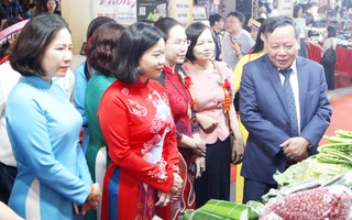 "Hà Nội kết nối - vươn xa": Khẳng định tiềm năng, sức sáng tạo của phụ nữ trong phát triển kinh tế  