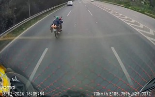 CSGT xử lý "tài xế nằm yên xe máy, lao vun vút trên Đại lộ Thăng Long"
