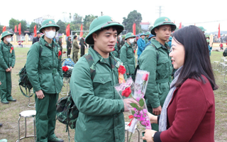 Phụ nữ Bắc Giang động viên hơn 3.100 tân binh lên đường nhập ngũ