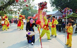 Xuân Giáp Thìn về làng Triều Khúc xem múa rồng