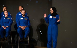 Nữ phi hành gia Ả Rập đầu tiên tốt nghiệp khóa đào tạo của NASA