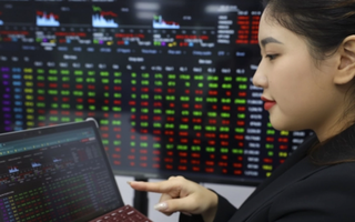 VN-Index tăng dài, lấy lại niềm tin cho các nhà đầu tư nữ