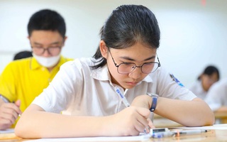 Hà Nội: Học sinh, phụ huynh “nín thở” chờ công bố môn thi vào lớp 10