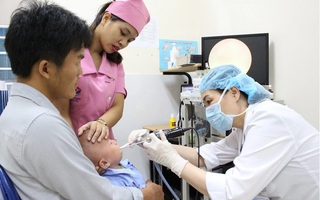 Vaccine có vai trò quan trọng phòng ngừa nhiễm khuẩn tai mũi họng ở trẻ