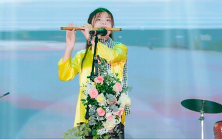 Nữ sinh độc tấu sáo trúc đoạt giải Nhất "Tài năng nghệ thuật trẻ" tỉnh Thái Bình 