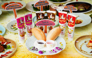 Bánh mì chấm sữa đặc - Tự hào văn hóa ẩm thực Việt