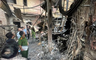 Vụ cháy nhà trọ 14 người chết ở Hà Nội: Ai là người chịu trách nhiệm?