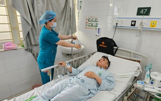 Bệnh viện Bạch Mai thông tin về sức khỏe 3 nạn nhân trong vụ cháy nhà trọ ở Trung Kính