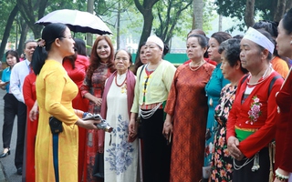 Tôn vinh 50 phụ nữ cao tuổi tiêu biểu của Thủ đô trong phong trào thi đua yêu nước