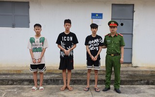 Hưng Yên: Nhóm thiếu niên vác đao, kiếm chặn đường cướp tài sản