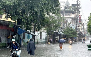 Vì sao Quảng Ninh và Hải Phòng mưa lớn kéo dài, ngập sâu?