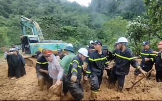 Hội LHPN tỉnh Cao Bằng thăm hỏi, động viên gia đình 4 nạn nhân trong vụ sạt lở tại Hà Giang