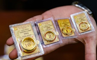 Giá vàng SJC ổn định 1 tháng qua, vàng nhẫn tăng sát vàng miếng